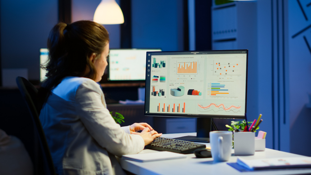 Manage IT & Cybersecurity for the Supply Chain IndustryManage 14 13382